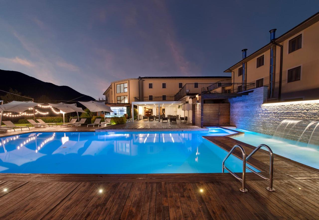 Sport Village Hotel & Spa Castel Di Sangro Exterior foto