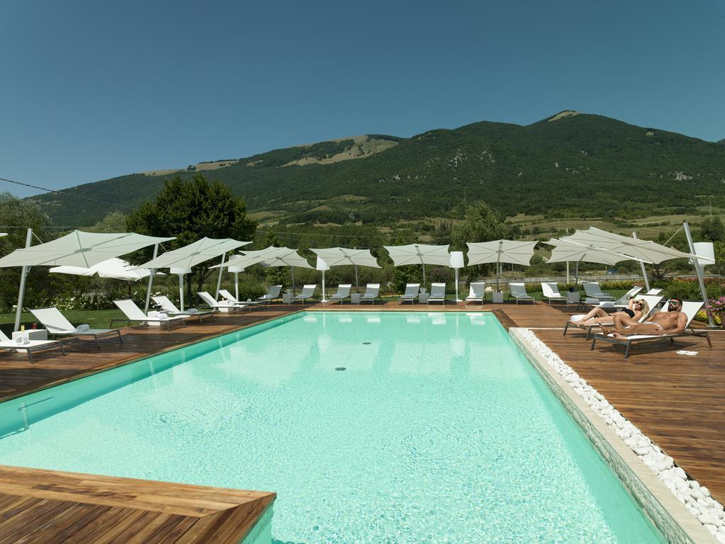 Sport Village Hotel & Spa Castel Di Sangro Exterior foto